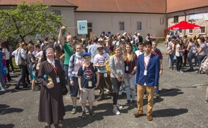 „Ein Herz mit zwei Augen“ - Jugend- und Missionsfest im Stift Willhering