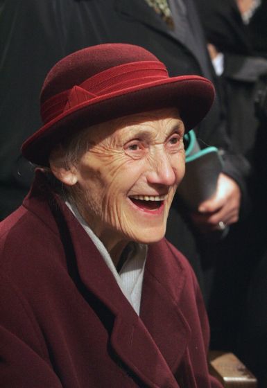 Franziska Jägerstätter bei der Seligsprechung im Linzer Mariendom 2007.