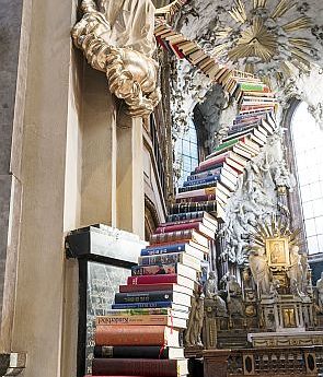 Stairway / © Bibelwerk Österreich Stairway