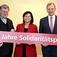 Bischof Dr. Manfred Scheuer, Sozial-Landesrätin Birgit Gerstorfer und Landeshauptmann Mag. Thomas Stelzer.