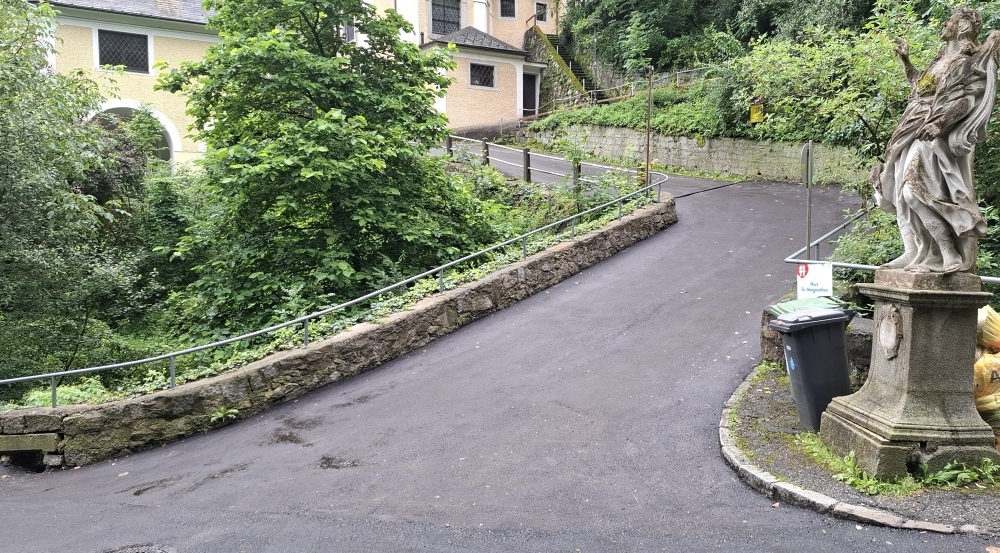Auffahrt Asphaltierung