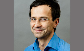  Andreas Novy