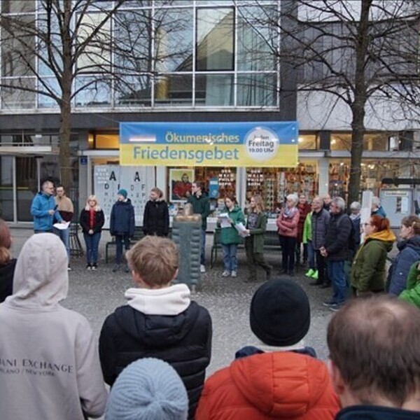 Kreuzweg Wels 2023 / Treffpunkt mensch & arbeit Wels_Markus Pichler Kreuzweg Wels 2023
